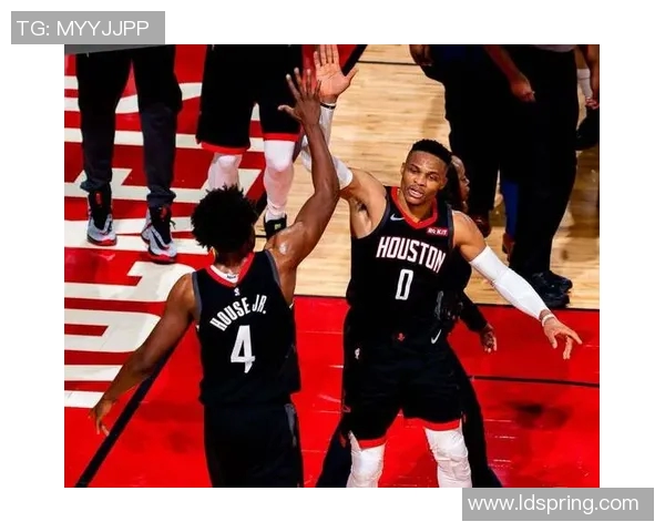 国王队与火箭队精彩对决直播时间安排及赛程分析